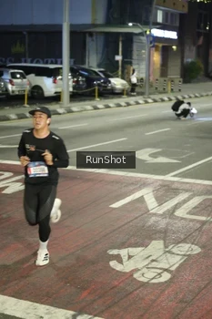 Runner Photo 4202000