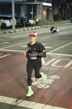 Runner Photo 4202022