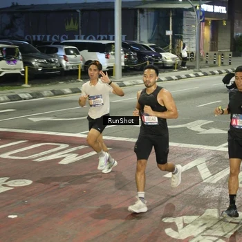 Runner Photo 4202060