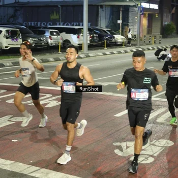 Runner Photo 4202077
