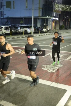Runner Photo 4202078