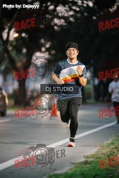 Runner Photo 420260
