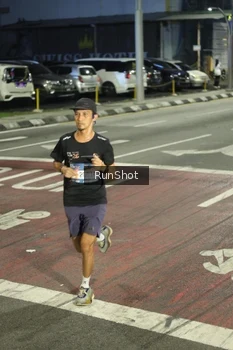 Runner Photo 4202931