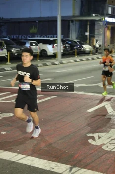 Runner Photo 4202941