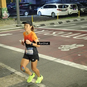 Runner Photo 4202972