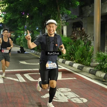 Runner Photo 4202996