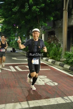 Runner Photo 4202997