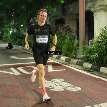 Runner Photo 4203027