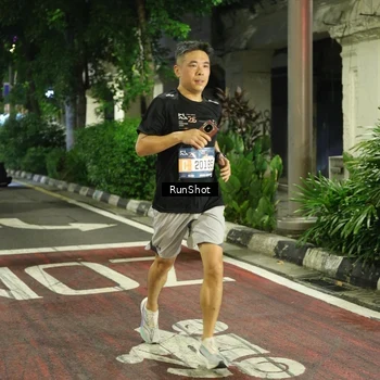 Runner Photo 4203038