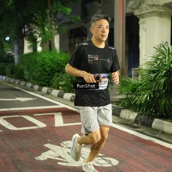 Runner Photo 4203046