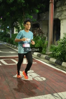 Runner Photo 4203109