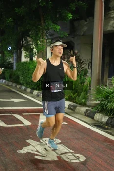 Runner Photo 4203133