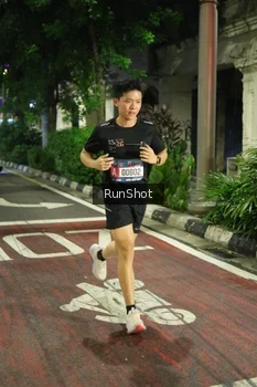 Runner Photo 4203158
