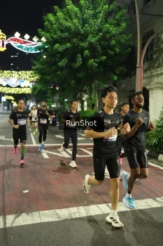 Runner Photo 4203179