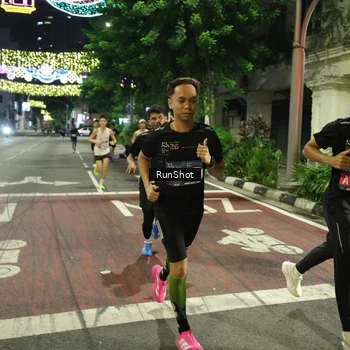 Runner Photo 4203212