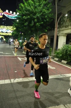 Runner Photo 4203216
