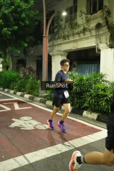 Runner Photo 4203306