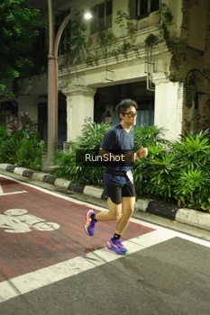 Runner Photo 4203307