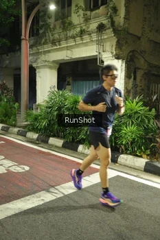 Runner Photo 4203315
