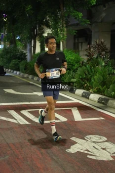 Runner Photo 4203331