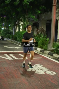 Runner Photo 4203334