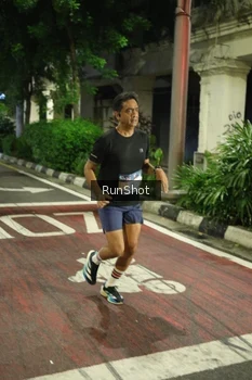 Runner Photo 4203338