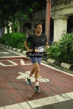Runner Photo 4203346