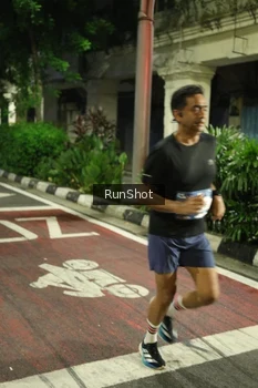 Runner Photo 4203348