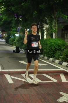Runner Photo 4203397