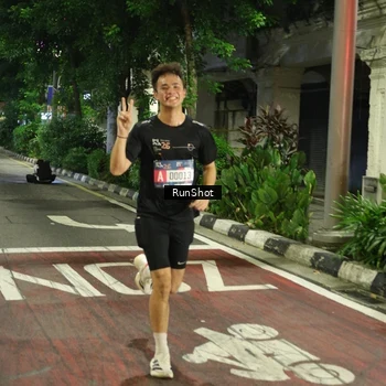 Runner Photo 4203415