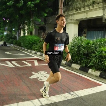 Runner Photo 4203422