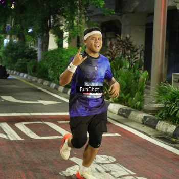 Runner Photo 4203460