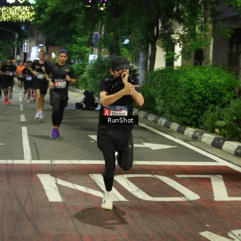Runner Photo 4203464