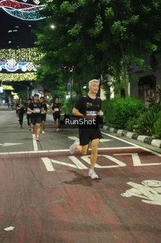 Runner Photo 4203523