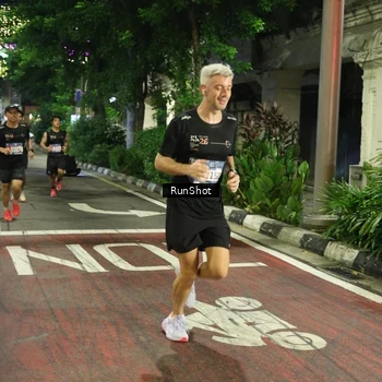 Runner Photo 4203529