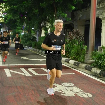 Runner Photo 4203530