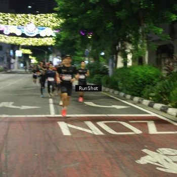 Runner Photo 4203548