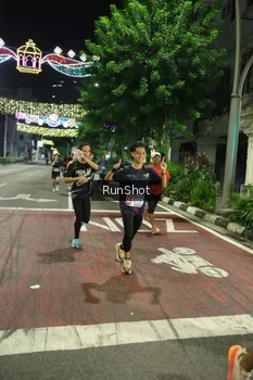 Runner Photo 4203632