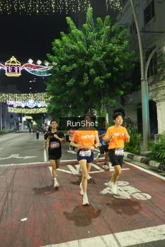 Runner Photo 4203698