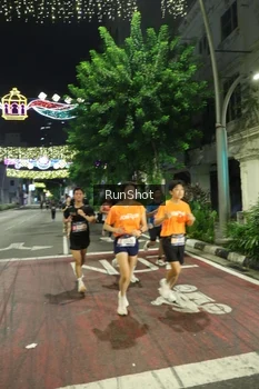 Runner Photo 4203701