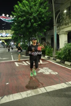 Runner Photo 4203771