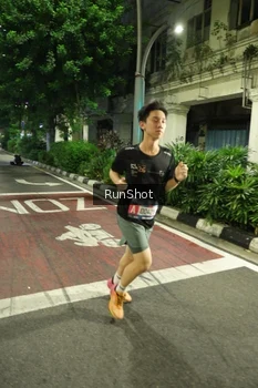 Runner Photo 4203807