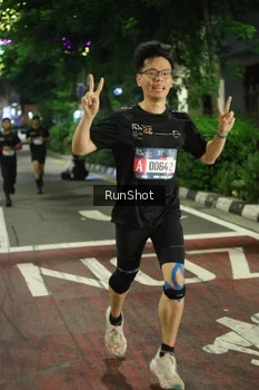 Runner Photo 4203958