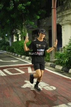 Runner Photo 4204026