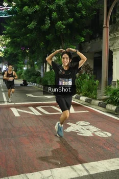 Runner Photo 4204226