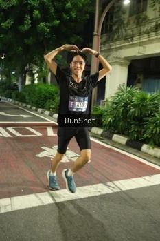 Runner Photo 4204227