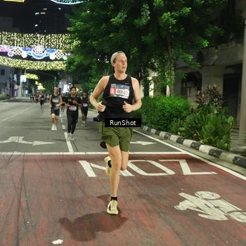 Runner Photo 4204279