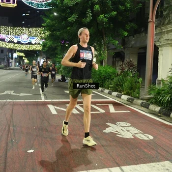 Runner Photo 4204288