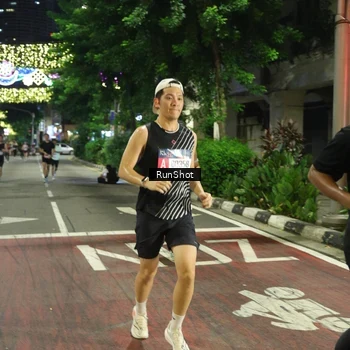 Runner Photo 4204327