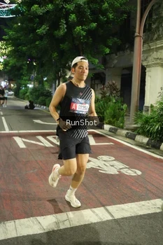 Runner Photo 4204339